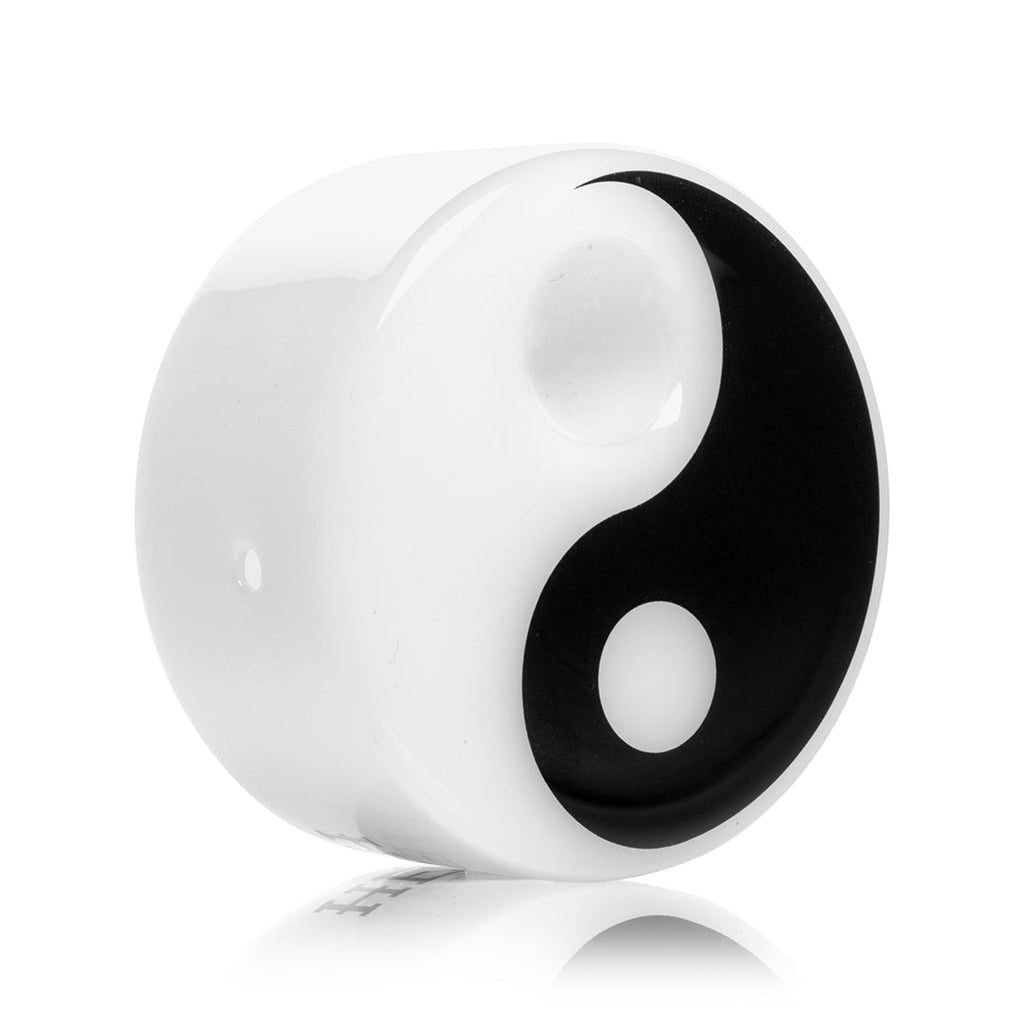 Glass • Yin-Yang Hand Pipe • Hemper