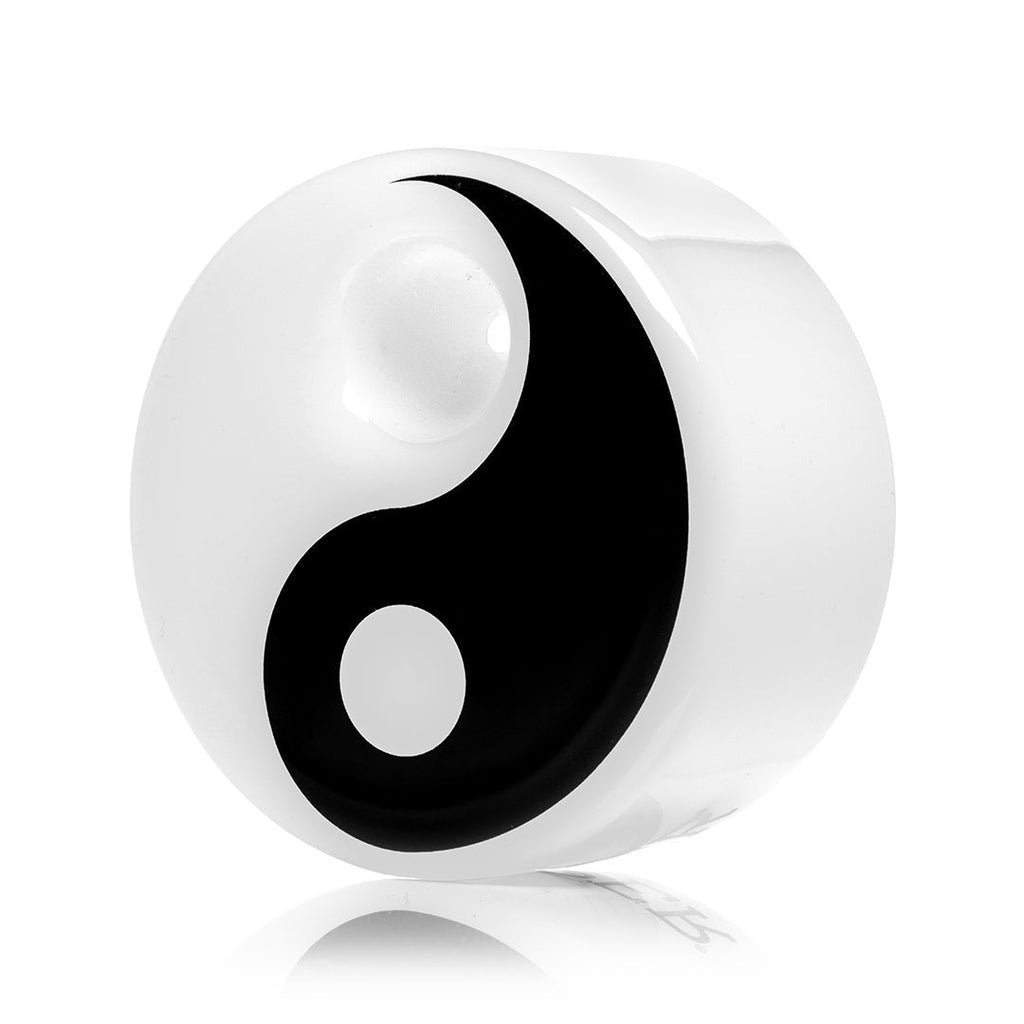 Glass • Yin-Yang Hand Pipe • Hemper