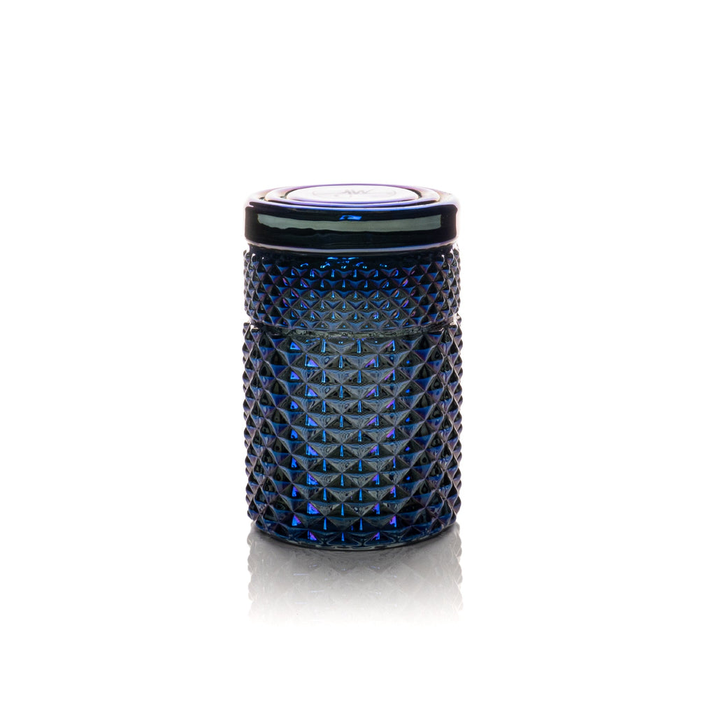 Midnight Blue
Storage, refined.

Engineered to nest perfectly inside the Twenties Collection signature ashtray, this jar keeps your setup clean, organized, and visually cohesive between moments.

📦 DETAILS
• 🧪 100% borosilicate glass construction
• 🔒 Silicone-sealed lid for an airtight fit
• 🌿 Designed to help preserve freshness
• 🧩 Designed to nest inside Twenties Collection ashtray
• 📏 Holds up to approx. 1/8 oz
• 🎁 Signature JW box with custom foam insert