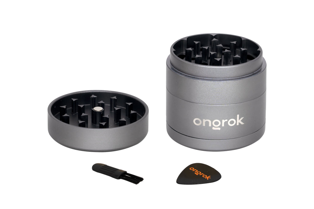 Ongrok Mini 4 Piece EZ Grinder (2.2 inch)

Experience the ultimate grinding solution with the Ongrok Mini 4 Piece EZ Grinder, designed specifically for those who demand efficiency and portability. This compact grinder boasts a variety of features that make it an essential tool for every herb enthusiast. Silver